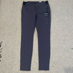 Vera wang stretch pants women’s size small. Brand new